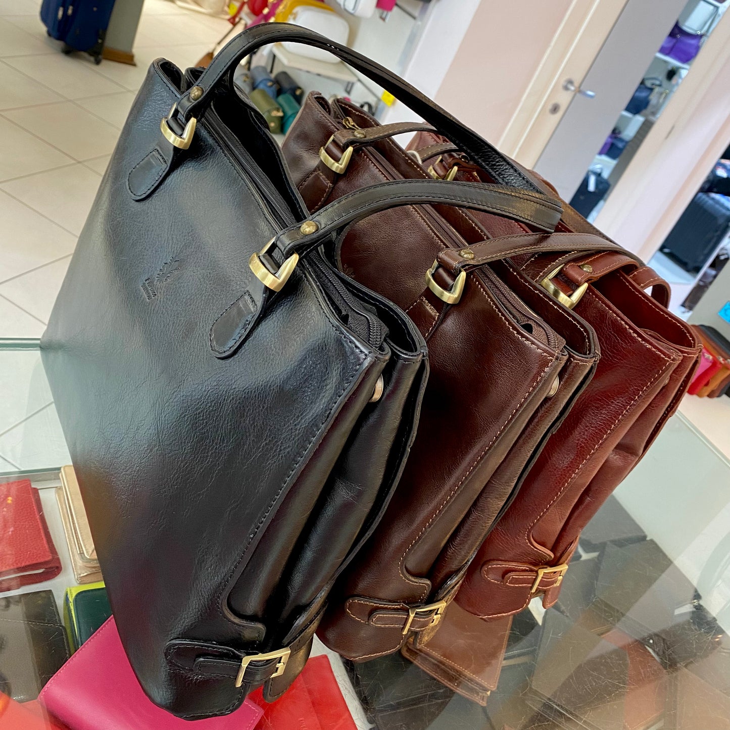 Borsa due manici in vero cuoio