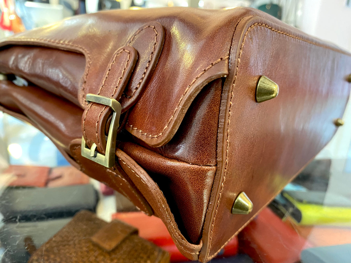 Borsa due manici in vero cuoio