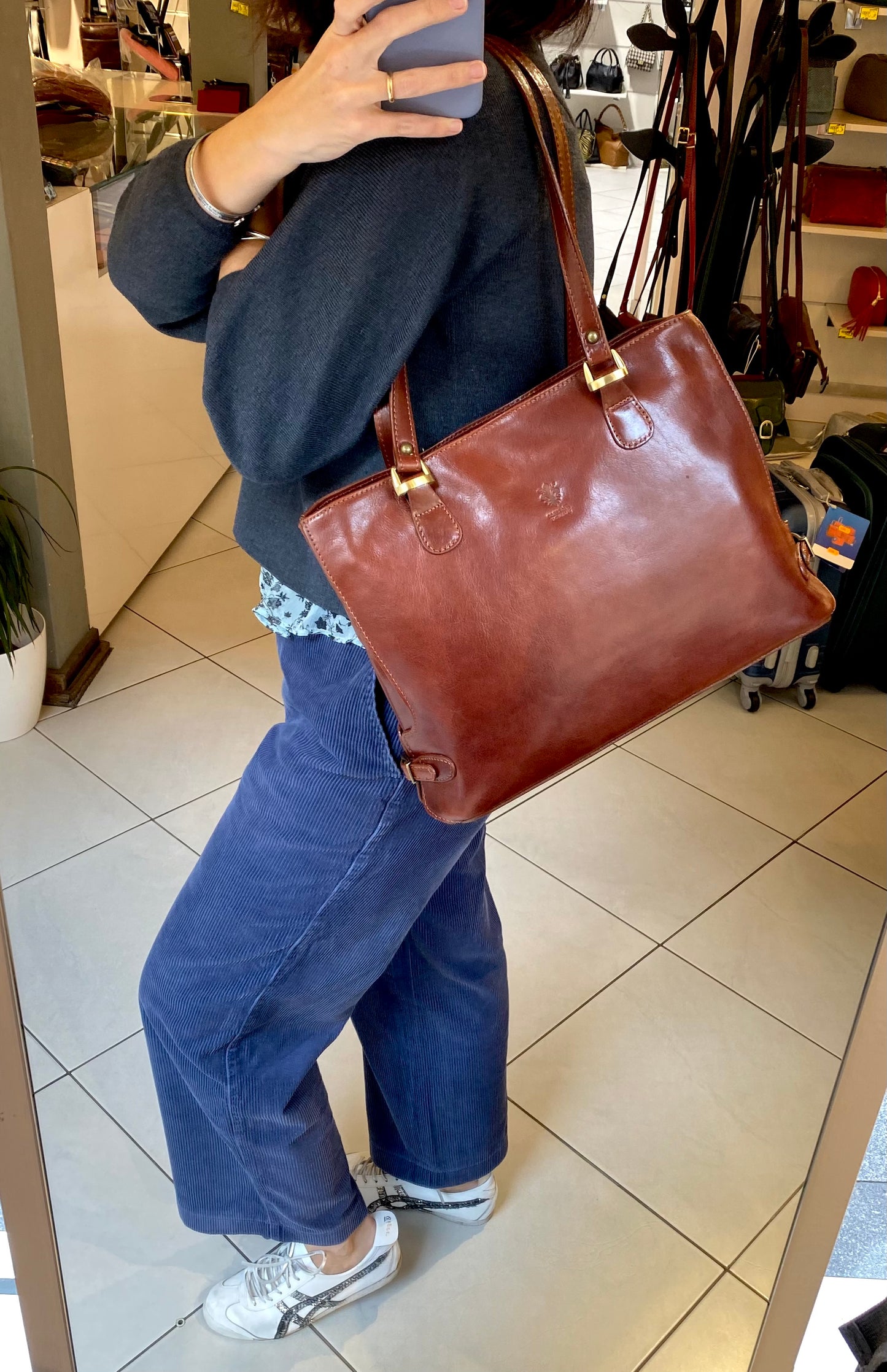 Borsa due manici in vero cuoio